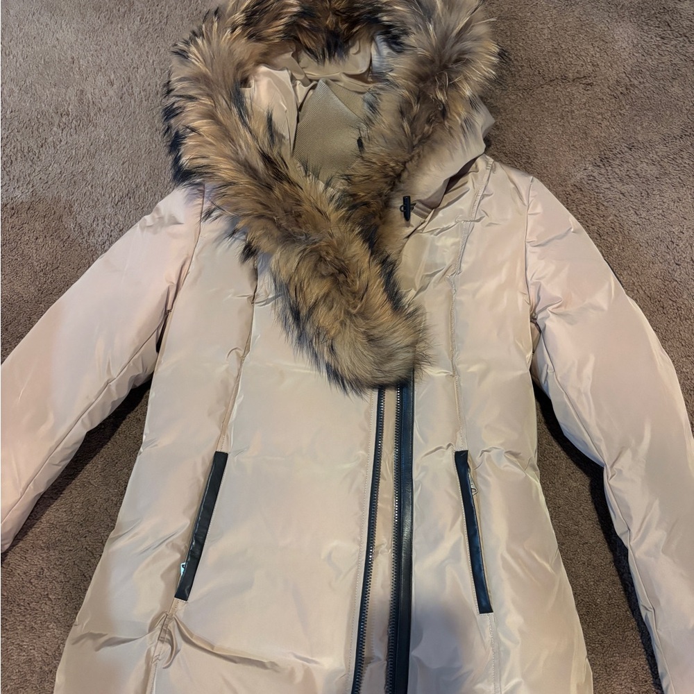 Mackage Cream Puffer Jacket with Real Fur Trim size Large